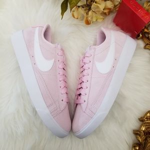 nike blazer low suede women's shoe